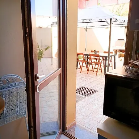 Domumontegrappa - Indipendente Con Giardino - Apartment