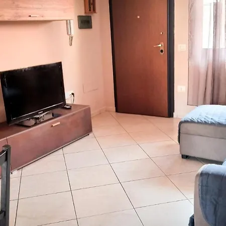 Domumontegrappa - Indipendente Con Giardino - Apartment