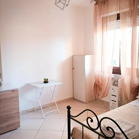 Domumontegrappa - Indipendente Con Giardino - *