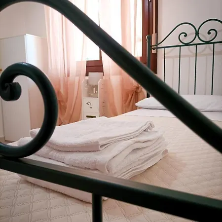 Domumontegrappa - Indipendente Con Giardino - Apartment *